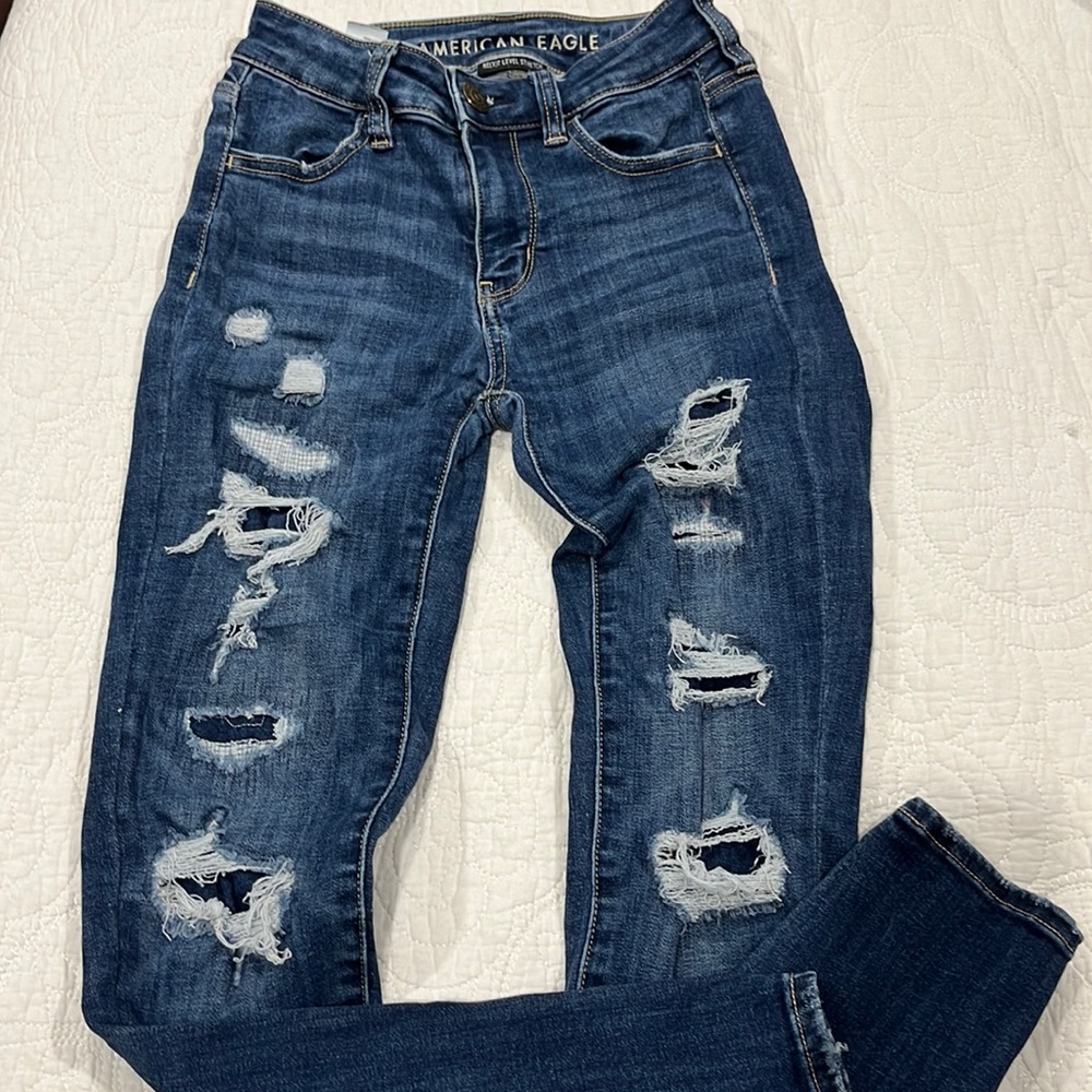 American Eagle distressed jeans